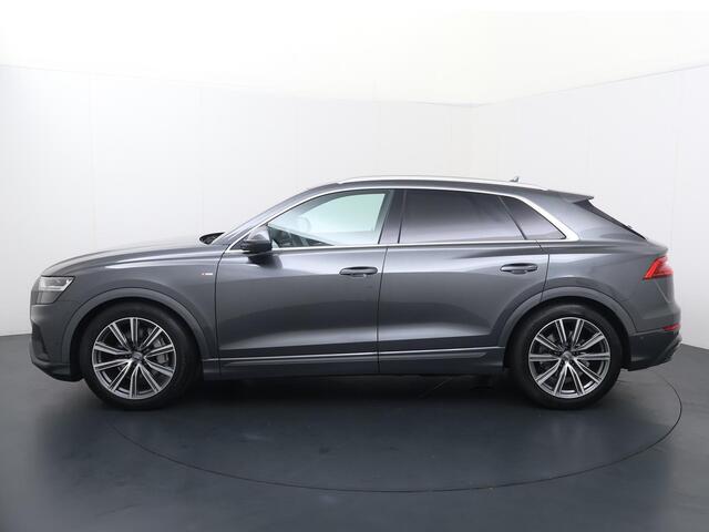 Audi Q8 55 TFSI quattro Pro Line Plus | 340 PK | Automaat | Adaptive Cruisecontrol | Stoelverwarming |