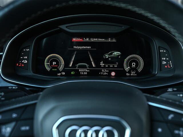 Audi Q8 60 TFSI e Quattro Competition · Keyless · B&O Sound · Soft Close · 360 Camera · Stuurverwarming · Panoramadak · Head-up · Alcantara · Memory Seats · Adaptive Cruise · Achterbank verwarmd · Trekhaak