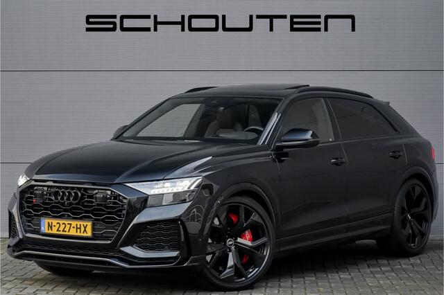 Audi Q8 4.0 TFSI RS Q8 Quattro Dynamic+ Keramisch Pano B&O Trekhaak Alcantara 23"