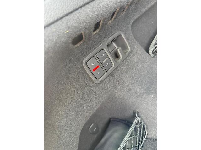 Audi Q8 55 TFSI e Quattro | Luchtvering | Trekhaak | B&O | Leer | 360 camera