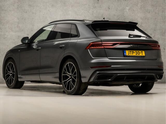 Audi Q8 55 TFSI e quattro S-Line Sport 381Pk Automaat (PANORAMADAK, LUCHTVERING, HEAD-UP DISPLAY, BANG&OLUFSEN, 360 CAMERA, STOELVERWARMING ACHTER, KEYLESS, MATRIX LED, NIEUWSTAAT)