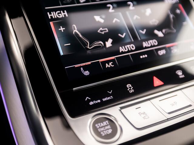 Audi Q8 55 TFSI e quattro S-Line Sport 381Pk Automaat (PANORAMADAK, LUCHTVERING, HEAD-UP DISPLAY, BANG&OLUFSEN, 360 CAMERA, STOELVERWARMING ACHTER, KEYLESS, MATRIX LED, NIEUWSTAAT)