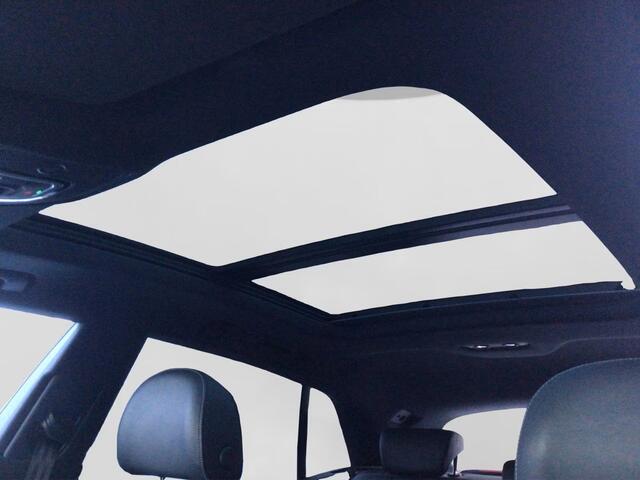 Audi Q8 55 TFSI e quattro Pro Line S ACC Trekhaak Luchtvering Panoramadak Head-Up 21 Inch Memory