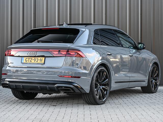 Audi Q8 60 TFSI e quattro Pro Line S 490pk Competition | Nardo Grey Exclusive | B&O Sound | Panoramadak | Soft-Close | Ambiance Interieur | S-Seats | 360 Camera | Adaptive Cruise | Trekhaak