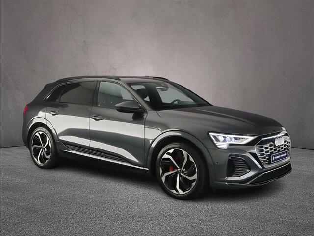 Audi Q8 e-tron 50 quattro S Edition 95 kWh | Tour | City | Camera | ACC | Carplay | MMI plus | Geheugen | Optiek zwart |
