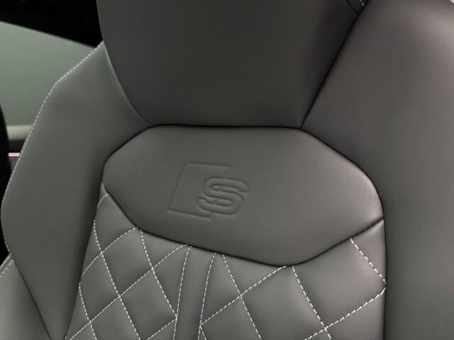 Audi Q8 Q8 55 Tfsi S-LINE Competiton 23 inch soft close RS zetels head-up trekhaak