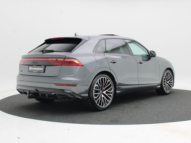 Audi Q8 Pro Line S Competition 60 TFSI e | 490 PK | Sportstoelen plus | Leder Valcona interieur | Glazen Panoramadak | Softclose | Trekhaak & aanhangerassistent |