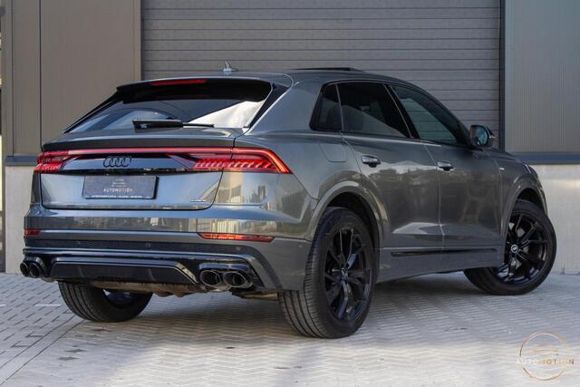 Audi Q8 60 TFSI e quattro Competition SQ8 PANO CAM ACC LANE ASS TREKHAAK LUCHTVERING