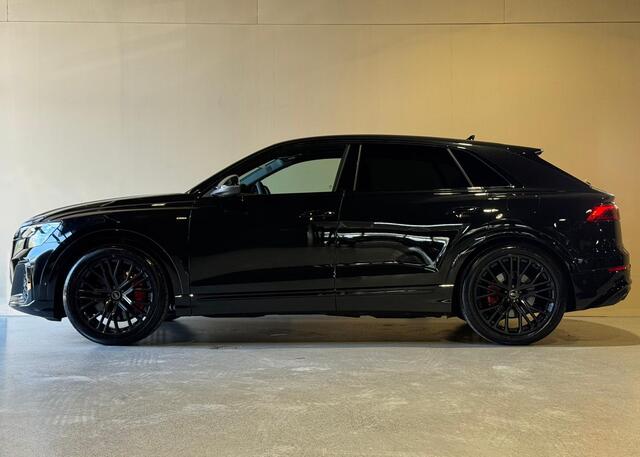 Audi Q8 55 TFSI e quattro Pro Line S |Pano |RS Zetels |Softcolse |Luchtvering |4 Wiel Best. |Elek Trekhaak |B&O