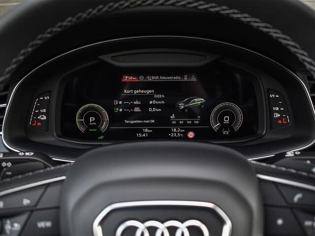 Audi Q8 60 TFSI e quattro Pro Line S Competition | B&O advanced | Audi exclusive | 5 jaar garantie | Panoramadak | massage stoelen | 4 wiel besturing | Alcantara hemel | Soft-close | Elektr. Trekhaak | Achteras besturing | Oled achterlichte