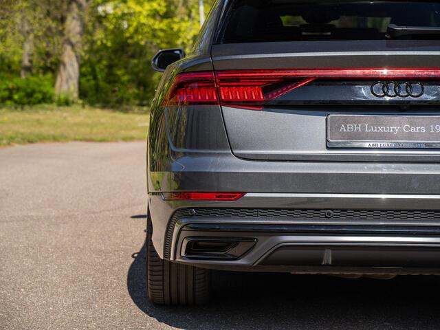 Audi Q8 60 TFSI e quattro tiptronic | Pano | Head-Up | RS zetels | Bang & Olufsen | Massage |
