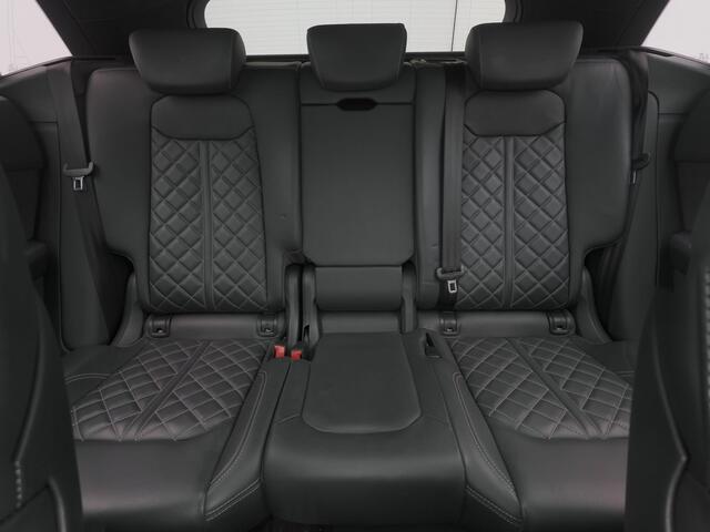 Audi Q8 60 TFSI e quattro Competition | PANO | 360° | B&O | LUCHTVERING | STOELVERW. | TREKHAAK