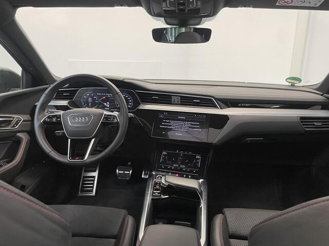 Audi Q8 e-tron 50 quattro S Edition 95 kWh | 96% SOH | PANO | Luchtvering |
