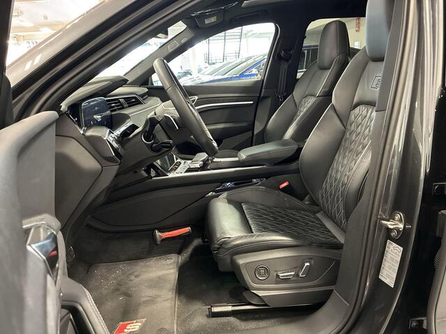 Audi Q8 e-tron SQ8 507pk Quattro 115 kWh · SOH 94% · 360 Camera · B&O Audio · Luchtvering · Panoramadak · Valcona Leder · Elek. Voorstoelen · 22'' Inch ·