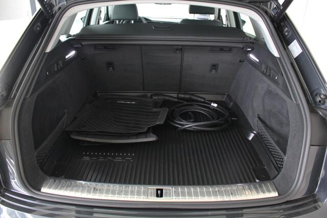 Audi Q8 e-tron 50 quattro Advanced Edition 95 kWh Leder-Alcantara/Sportstoelen/Camera