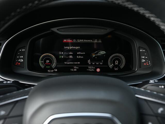 Audi Q8 60 TFSI e quattro Pro Line S Competition | Audi exclusive | 5 jaar garantie | Panoramadak | massage stoelen | 4 wiel besturing | Alcantara hemel | Soft-close | Elektr. Trekhaak | Achteras besturing | Oled achterlichten