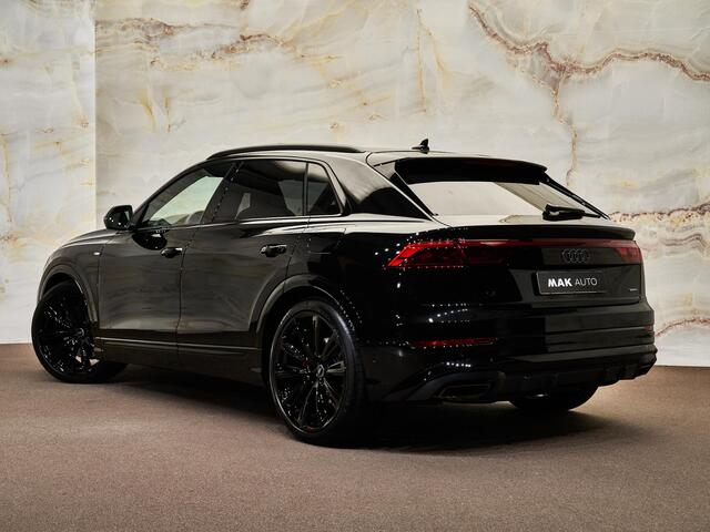 Audi Q8 60 TFSI e Quattro Pro Line S Competition, pano, 4W-best, B&O adv., Luchtv., tr.haak, OLED, S sportstoelen, Laserlicht, 23",