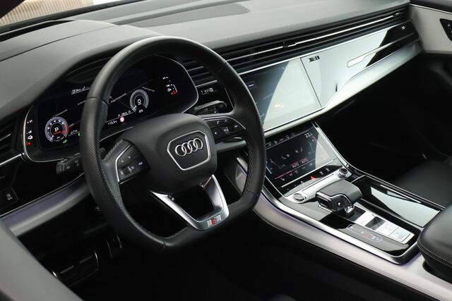 Audi Q8 60 TFSI e 462pk quattro Competition Matrix Panoramadak Trekhaak Memory Camera HUD Leder B&O Navigatie