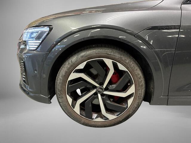 Audi Q8 Sportback e-tron 55 408pk Quattro S Edition Competition 115 kWh · SOH 93,5% · Panoramadak · Luchtvering · Virtual Mirror's · 360 Camera · B&O Audio · Achterbank verarmd · 21'' Inch ·