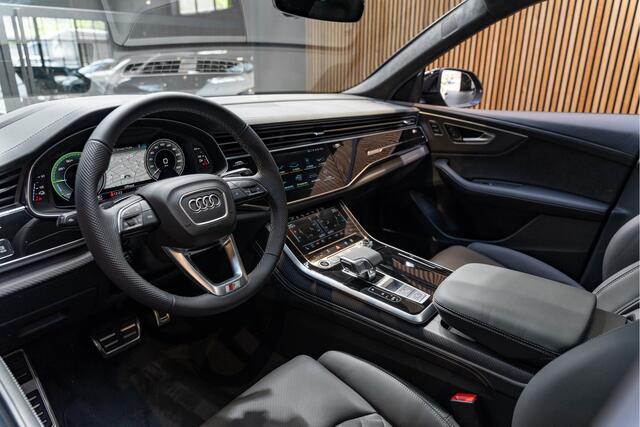 Audi Q8 60 TFSI e Competition Oakgreen Pano Massage B&O Advanced 60 TFSI e quattro Pro Line S Competition