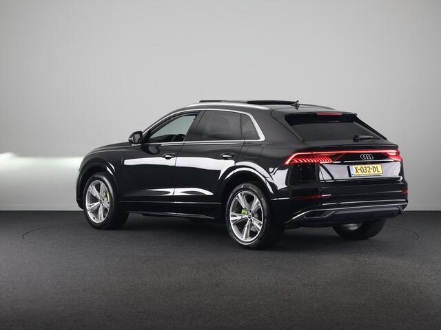Audi Q8 55 TFSI e quattro Pro Line 380pk | Panoramadak | Pack Tour | Keyless pakket | 20 inch lichtmetalen velgen