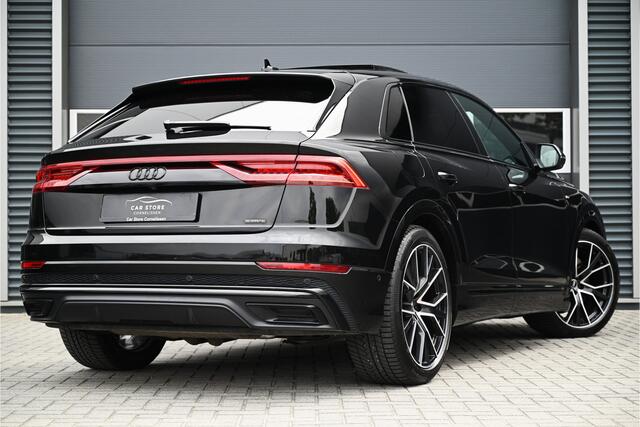 Audi Q8 55 TFSI e QUATTRO / 3 X S-LINE / PANO / B&O / LED MATRIX / SFEERVERLICHTING / CAMERA / TREKHAAK