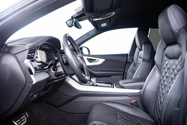 Audi Q8 55 TFSI e quattro Pro Line S S line Sportpakket - B&O - Head up - Adaptive air suspension sport - S sportstoelen - Stoelverwarming voor/achter - Stoelventilatie/Massage - Achterbank plus -