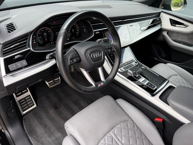 Audi Q8 55 TFSI e Quattro S-line pano B&O Tr.hk Matrix
