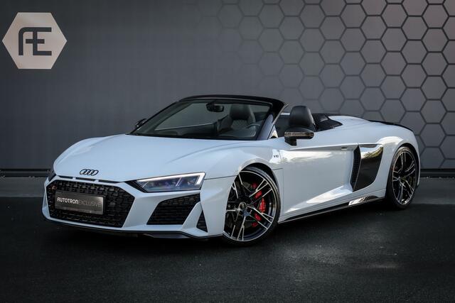 Audi R8 Spyder 5.2 performance quattro | OPF DELETE UITLAAT | KERAMISCHE REMMEN | STOELVERWARMING | ELEKTRISCHE STOELEN | ACHTERUITRIJCAMERA | CARBON IN & EXTERIEUR |