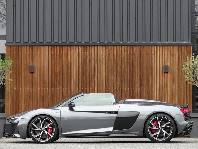 Audi R8 5.2 V10 622PK quattro Performance / Carbon / Keramisch / B&O / l