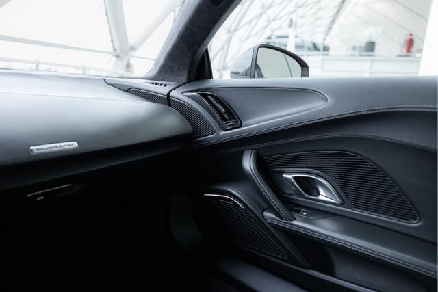 Audi R8 5.2 | Performance | Quattro | Carbon | S Tronic |