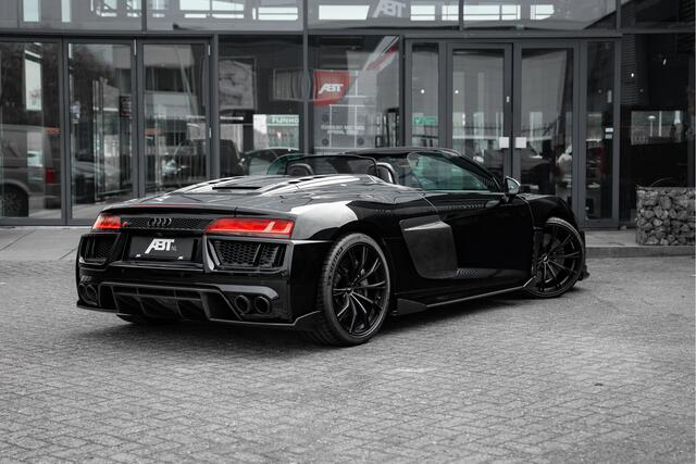 Audi R8 Spyder ABT V10 Plus | ABT Race package | ABT GR20 Forged velgen | ABT Exclusive carbon side pods | | Keramisch | Magnetic ride | Carbon in- en exterieur | B&O | Comfortsleutel