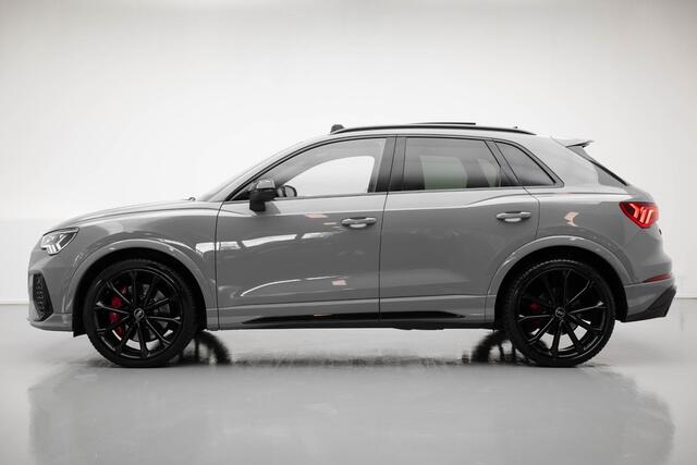 Audi RS Q3 RSQ3 TFSI quattro |Pano|B&O|Dodehoek|Camera|Ambient|Elek. stoelen|