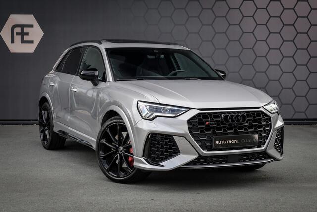 Audi RS Q3 TFSI 2.5 | SONOS AUDIO | CARPLAY | ADAPTIVE CRUISE CONTROL | PANORAMADAK | ELEK. TREKHAAK | RS BLUE DIAMOND LEATHER | AUDI EXCLUSIVE LAK | SPORTUITLAAT | 360GR CAMERA'S ETC. Q3 RSQ3