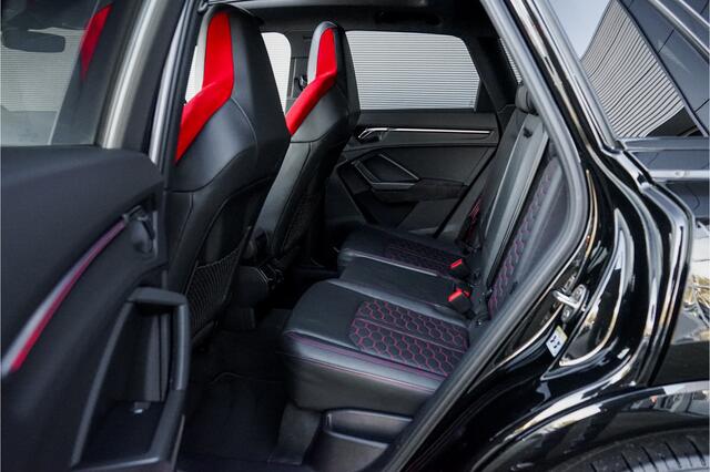 Audi RS Q3 TFSI Pano RS-Sportstoelen & Uitlaat B&O 21"