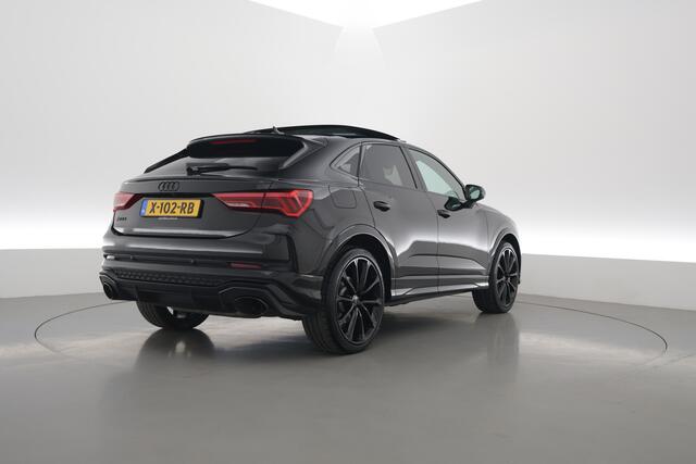 Audi RS Q3 Sportback 2.5 TFSI | Pano | RS Seats | RS Sportuitlaat | Matrix LED | Sonos | Full Black | 21'' | ACC | Keyless | Camera | X