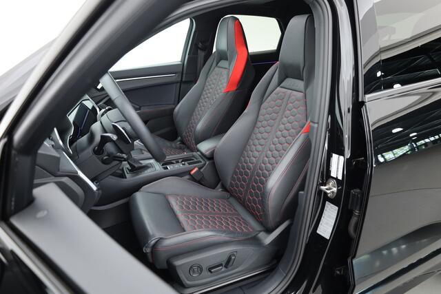 Audi RS Q3 Sportback 2.5 TFSI | Pano | RS Seats | RS Sportuitlaat | Matrix LED | Sonos | Full Black | 21'' | ACC | Keyless | Camera | X