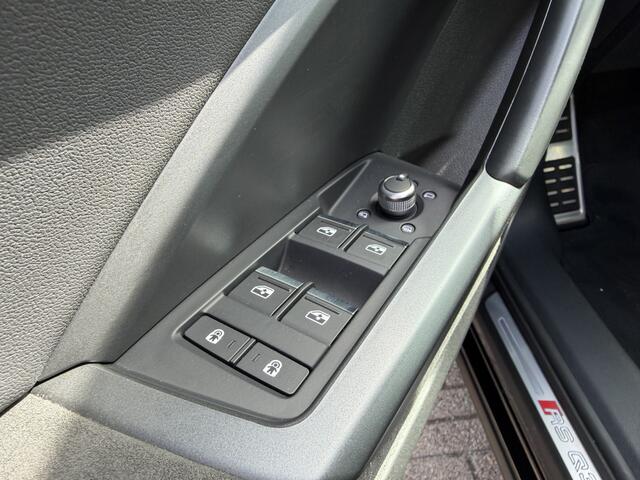 Audi RS Q3 Sportback TFSI |B&O|MATRIX|ALCANTARA|ACC|VIRTUAL|21"| RS SPORTUITLAAT