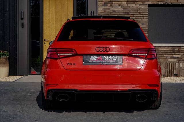 Audi RS3 Sportback 2.5 TFSI Quattro Pano/DCC/ACC/B&O/Catalunya-red