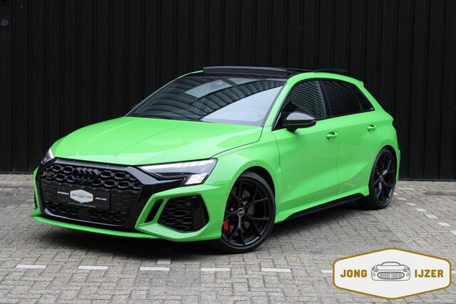 Audi RS3 Sportback 2.5 TFSI quattro PANO KERAMISCH B&O MATR