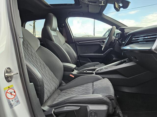 Audi RS3 Sportback 2.5 TFSI A3 quattro *Navi*Full-assist*