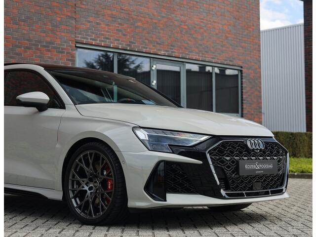 Audi RS3 Sportback 2.5 TFSI quattro | Krijt - Pano - Sonos