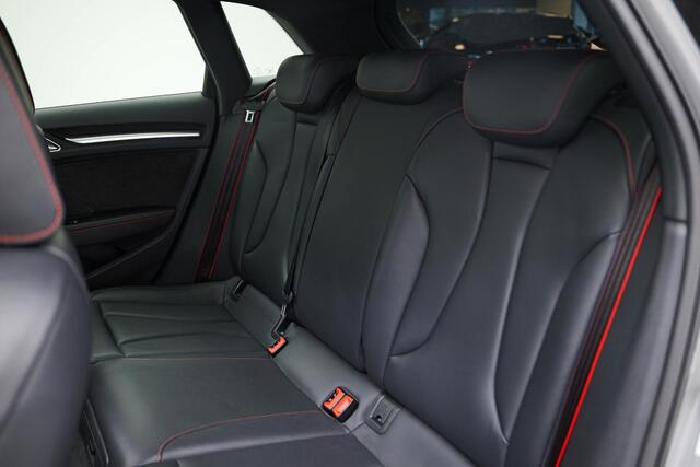 Audi RS3 Sportback 2.5 TFSI quattro |Pano|B&O|Org.NL|Virtual|Adaptive|Keyless|