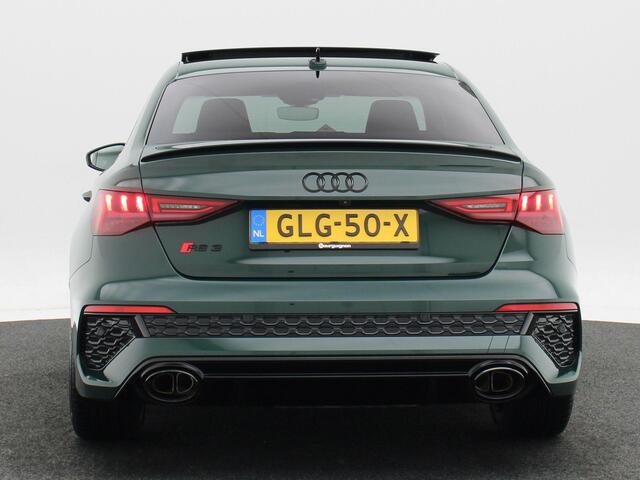 Audi RS3 A3 Limousine 2.5 TFSi quattro 400 Pk 500 Nm | RS Sportuitlaat | Matrix LED | Panoramadak | B&O | RS Stoelen | Origineel Nederlands | 19 Inch | 6.758 KM!!