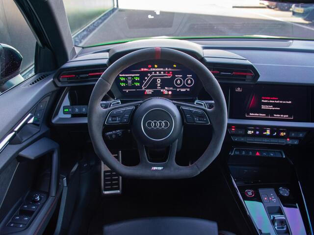 Audi RS3 Sportback 2.5 TFSI quattro | Head-Up | Matrix Led | Adapt. Cruise | B&O Audio | Rs stoelen