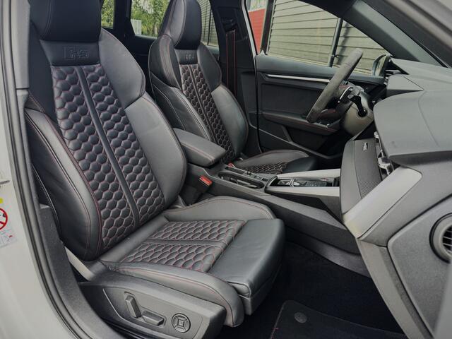 Audi RS3 Sportback 2.5 TFSI Quattro Incl BTW, PANO, Elektr. Stoelen, Massage