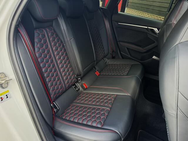 Audi RS3 Sportback 2.5 TFSI Quattro Incl BTW, PANO, Elektr. Stoelen, Massage