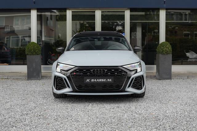 Audi RS3 2.5 TFSI RS3 QUATTO LIMOUSINE PERFORMANCE EDITION