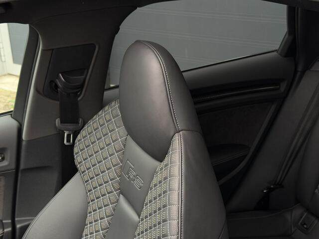 Audi RS3 Limousine 2.5 TFSI RS 3 QUATTRO | Schuif-kanteldak | CERAMIC | CarPlay | Keyless | B&O | OZ | Side Assist | MAGNETIC RIDE | Camera
