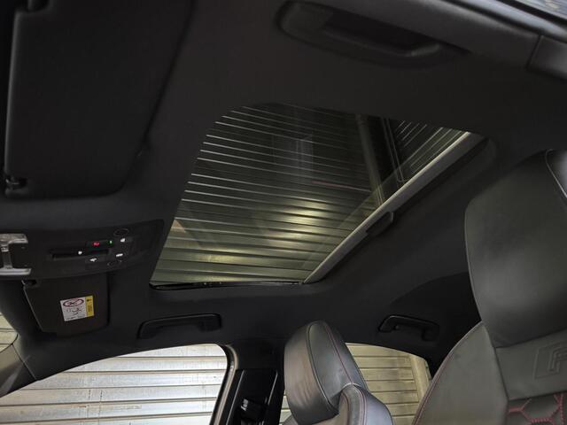 Audi RS3 2.5 TFSI Limousine Quattro 400pk | Panodak | RS Zetels | B&O | A
